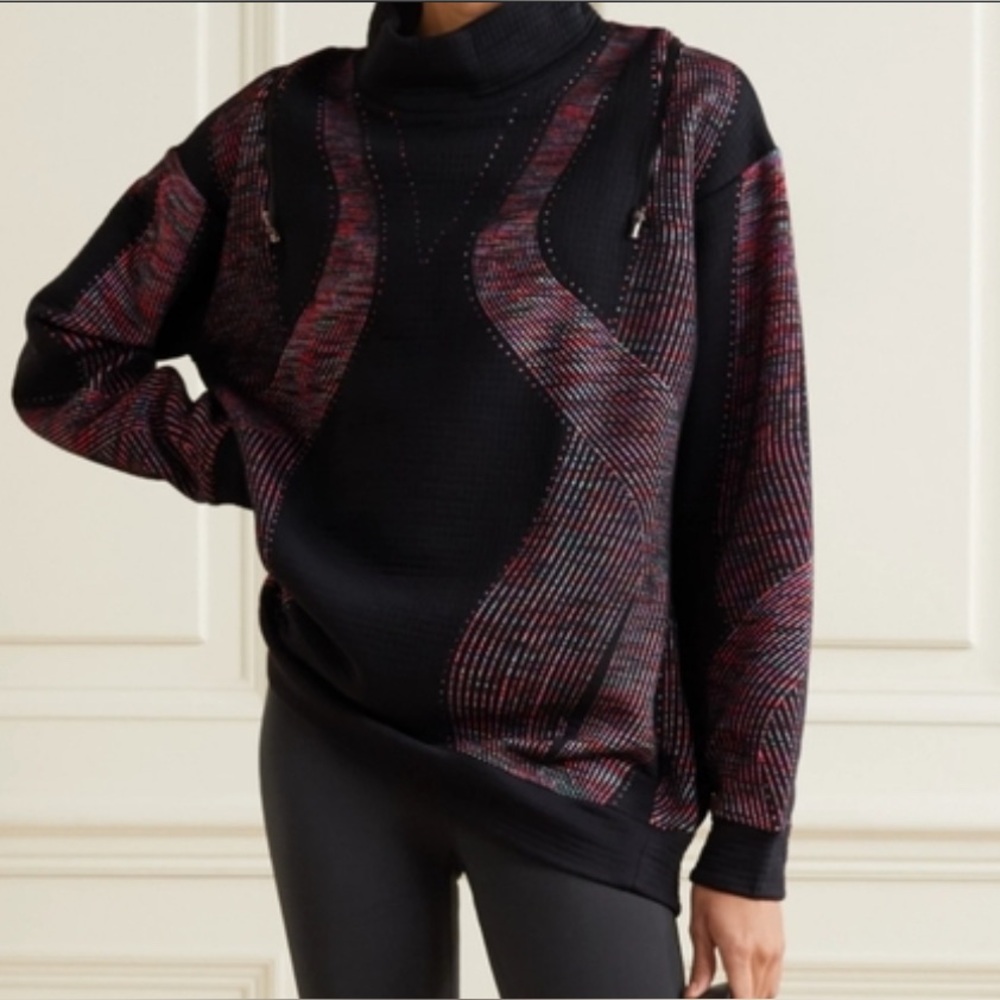 Nike Women’s City Ready Training Top Patterned Sweatshirt